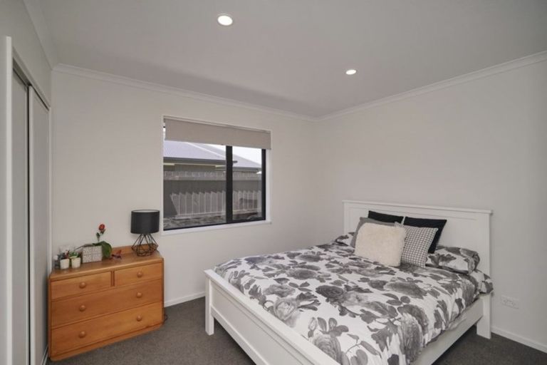 Photo of property in 34 Katrine Drive, Marshland, Christchurch, 8083