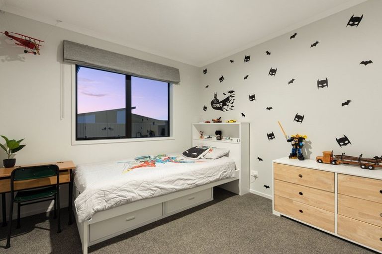 Photo of property in 16 Waghorn Street, Pyes Pa, Tauranga, 3112