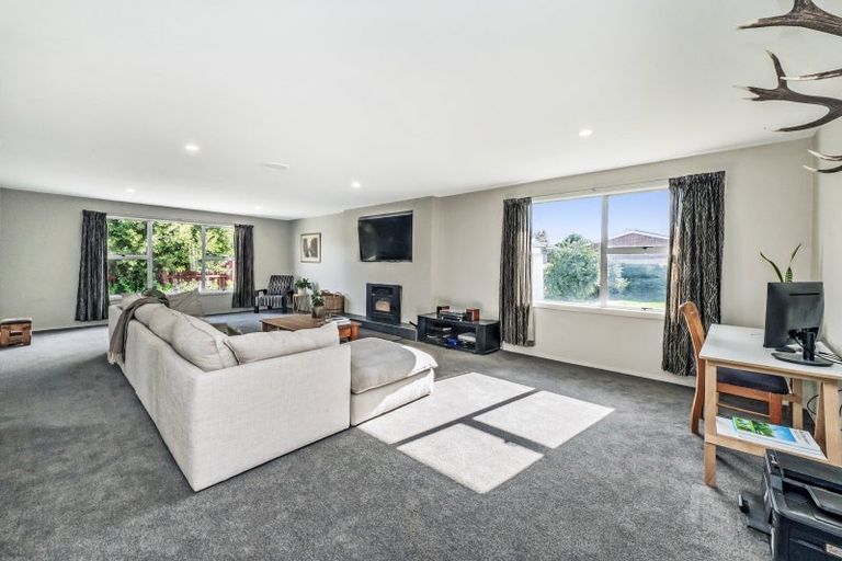 Photo of property in 24 North Terrace, Darfield, 7510