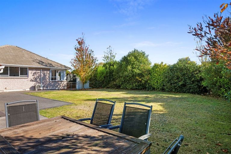 Photo of property in 5 Bethel Crescent, Bishopdale, Christchurch, 8053