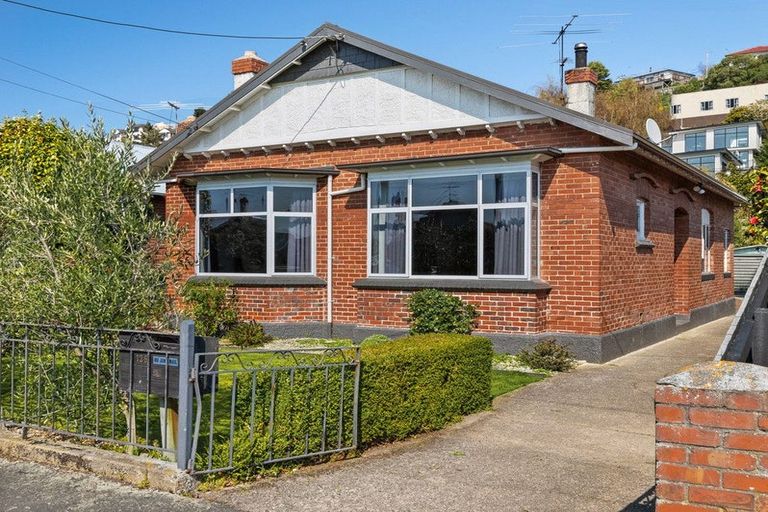 Photo of property in 136 Fitzroy Street, Forbury, Dunedin, 9012