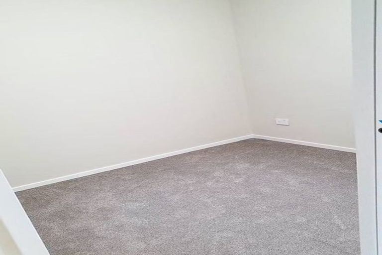 Photo of property in 15 Desalt Drive, Hobsonville, Auckland, 0616