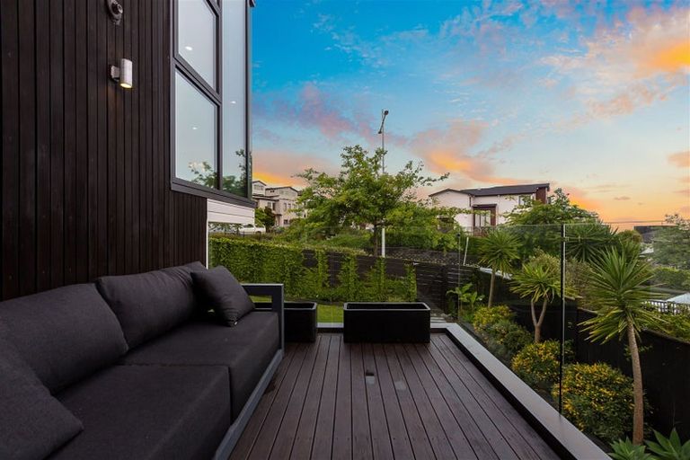 Photo of property in 5 Remuremu Street, Long Bay, Auckland, 0630