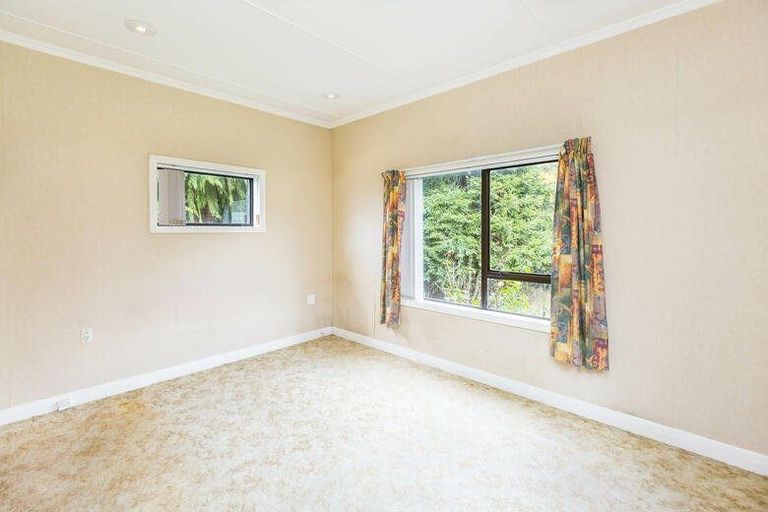 Photo of property in 985 Fergusson Drive, Ebdentown, Upper Hutt, 5018