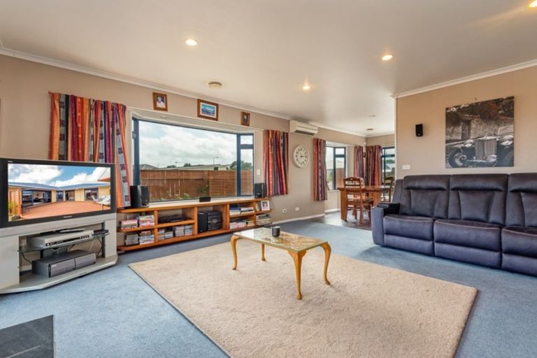 Photo of property in 32 Andrews Street, Foxton Beach, Foxton, 4815