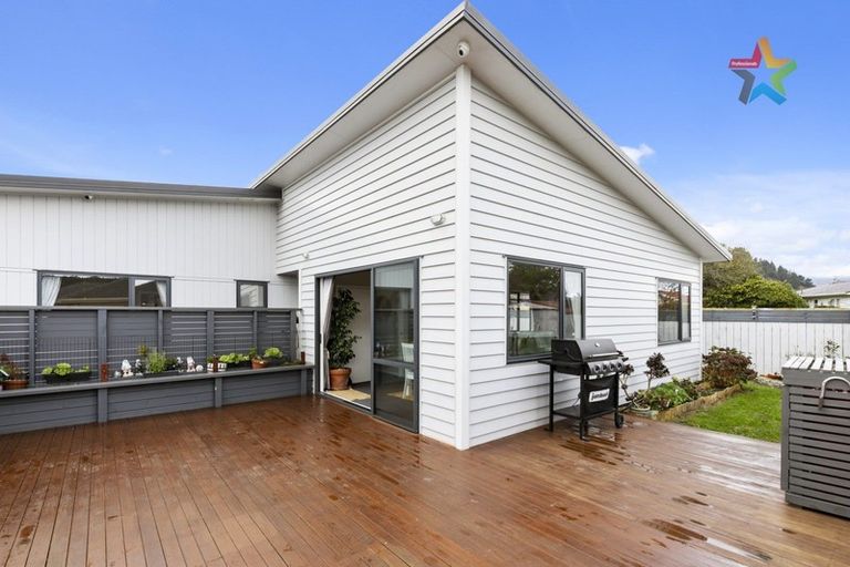 Photo of property in 51 Fraser Colman Grove, Wainuiomata, Lower Hutt, 5014