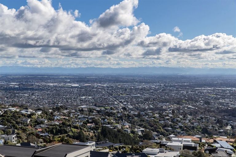 Photo of property in 5 Harry Ell Drive, Cashmere, Christchurch, 8022