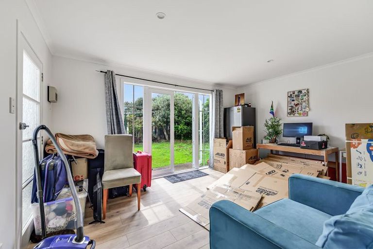 Photo of property in 73 Morrow Avenue, St Andrews, Hamilton, 3200