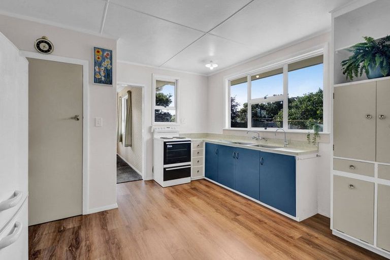 Photo of property in 41 Grey Street, Normanby, Hawera, 4614