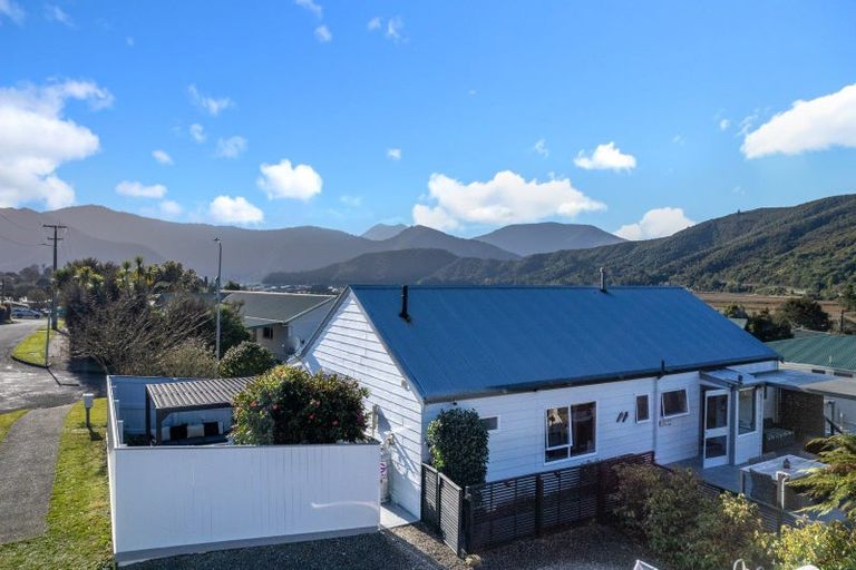 Photo of property in 2 Kaituna Place, Havelock, 7100