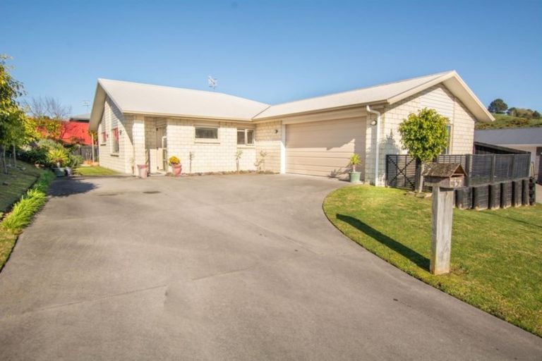 Photo of property in 45 Ballintoy Park Drive, Welcome Bay, Tauranga, 3175