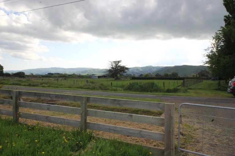 Photo of property in 28 Gordon Street, Woodville, 4920