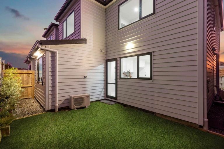 Photo of property in 664b Pakuranga Road, Howick, Auckland, 2010