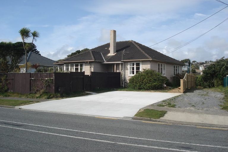 Photo of property in 34a Jillett Street, Titahi Bay, Porirua, 5022