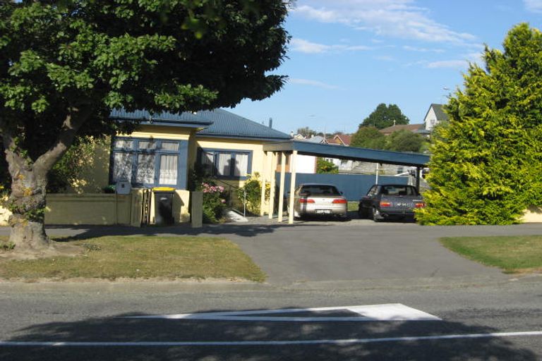 Photo of property in 1 Athol Place, Highfield, Timaru, 7910