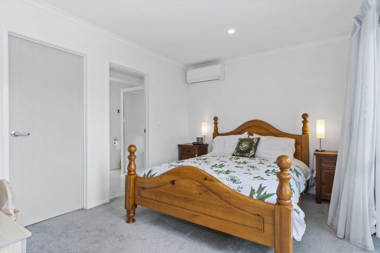 Photo of property in 1 Benmore Crescent, Pyes Pa, Tauranga, 3112