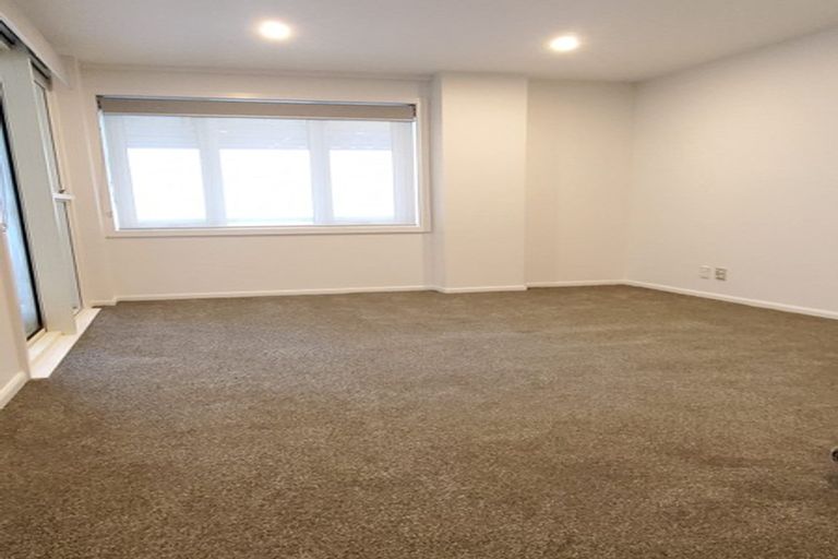 Photo of property in 5 Kent Terrace, Mount Victoria, Wellington, 6011