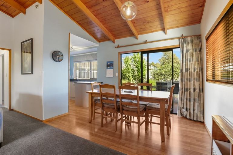 Photo of property in 12 Ensign Place, Flagstaff, Hamilton, 3210