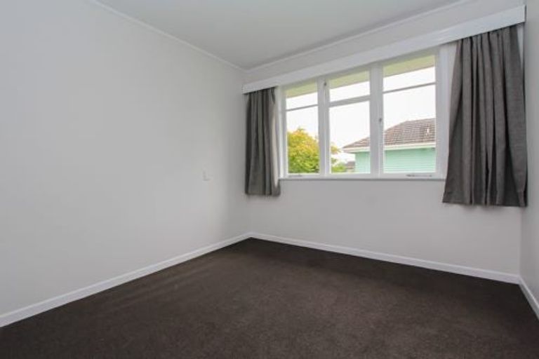 Photo of property in 16 Corrin Street, Melville, Hamilton, 3206