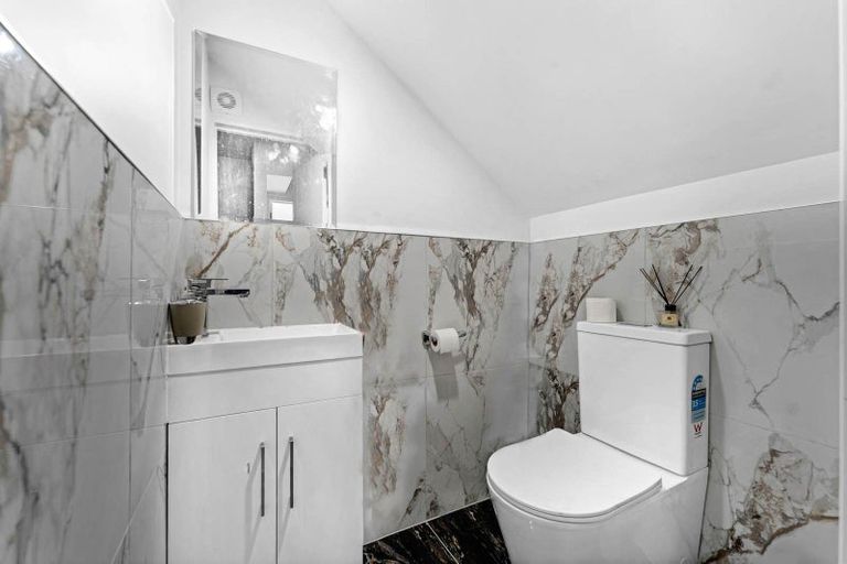 Photo of property in 10d Benton Place, Manurewa, Auckland, 2102