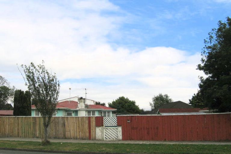 Photo of property in 2/65 Lane Street, Wallaceville, Upper Hutt, 5018