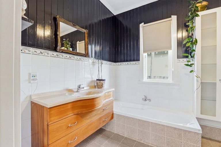 Photo of property in 64 Liverpool Street, Whanganui, 4500