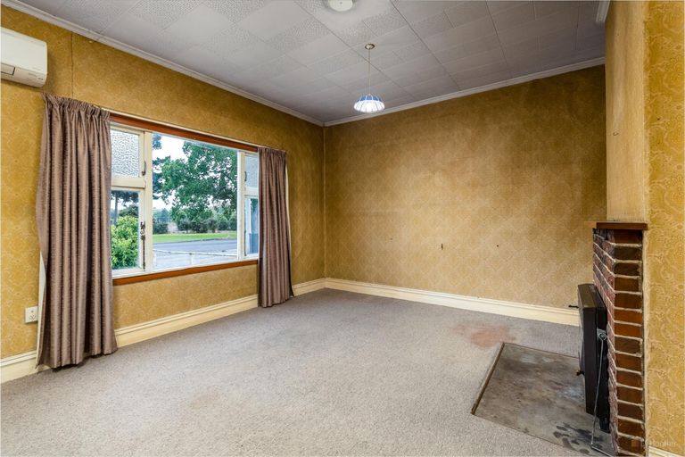 Photo of property in 16 Dobson Street, Waimate, 7924