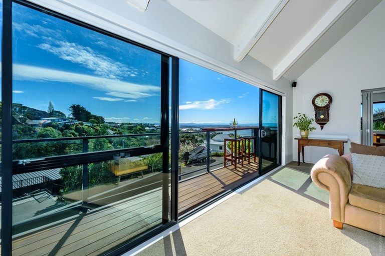 Photo of property in 11 Toledo Place, Mount Pleasant, Christchurch, 8081