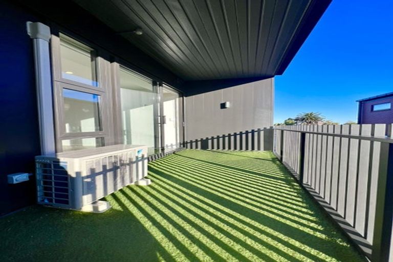 Photo of property in 201/340 Onehunga Mall, Onehunga, Auckland, 1061