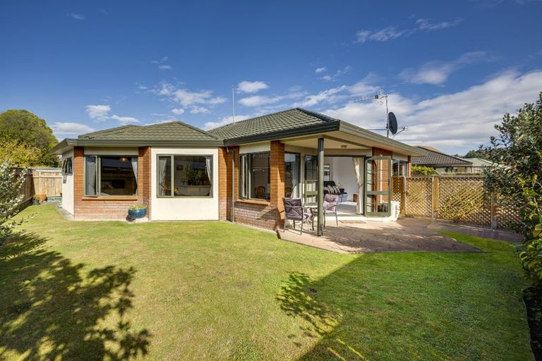 Photo of property in 8b Wilton Row, Taradale, Napier, 4112