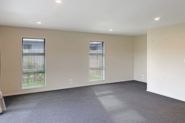 Photo of property in 22 Helmore Street, Rangiora, 7400