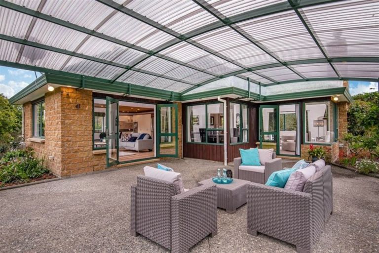 Photo of property in 105 Polo Prince Drive, Totara Park, Manurewa, 2576