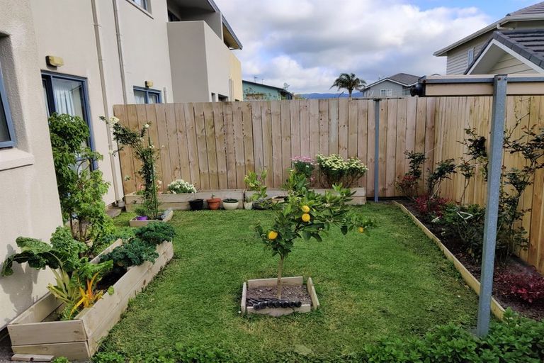 Photo of property in 14 Butia Avenue, Henderson, Auckland, 0612