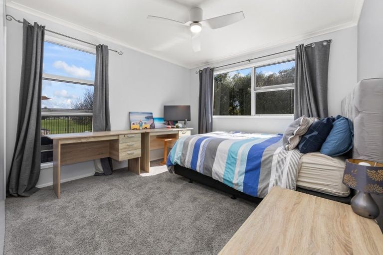 Photo of property in 31 Western Rise, Ohau, Levin, 5570