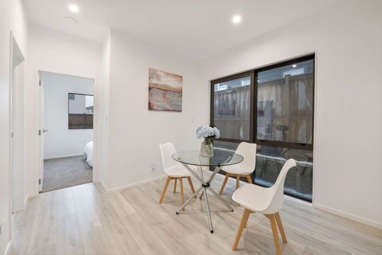 Photo of property in 17 Hakinakina Drive, Flat Bush, Auckland, 2019