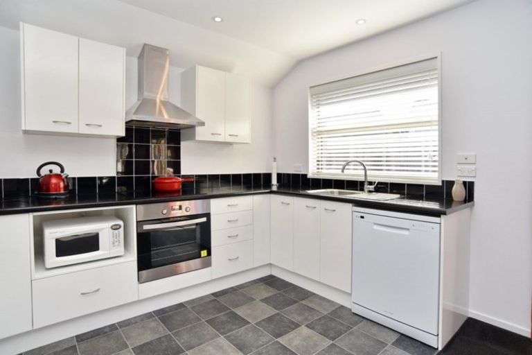 Photo of property in 1/31 Veitches Road, Casebrook, Christchurch, 8051