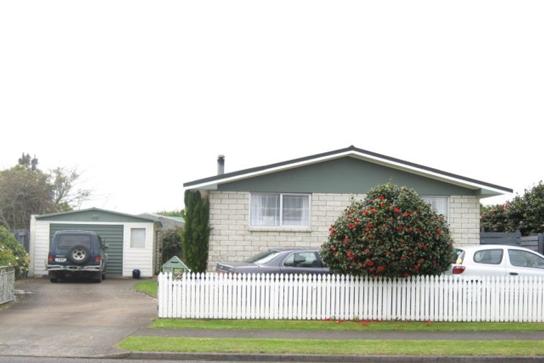 Photo of property in 213 Parklands Avenue, Bell Block, New Plymouth, 4312