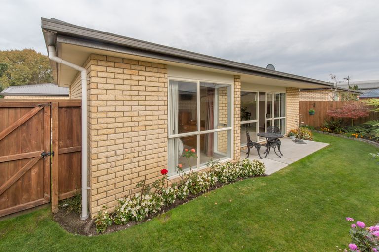 Photo of property in 24/13 Sylvan Street, Hillmorton, Christchurch, 8024