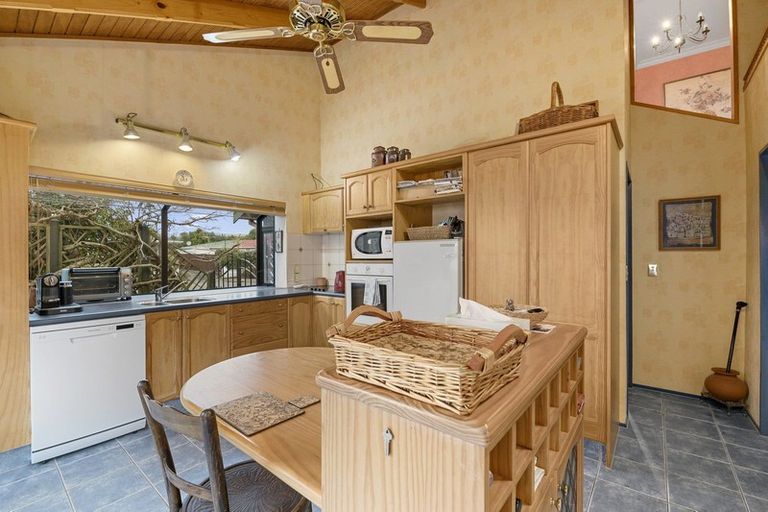 Photo of property in 16 Regal Street, Levin, 5510