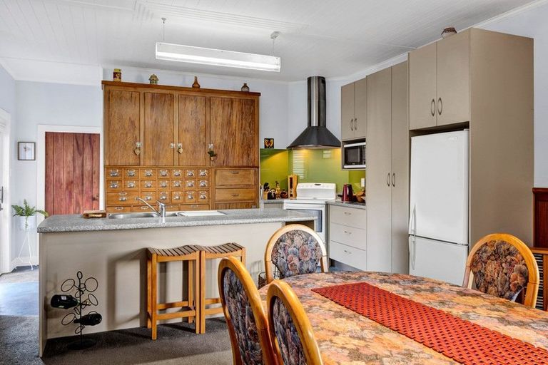 Photo of property in 30 Argyle Street, Hawera, 4610