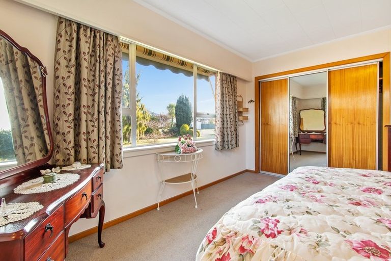 Photo of property in 69 Rhodes Street, Waimate, 7924