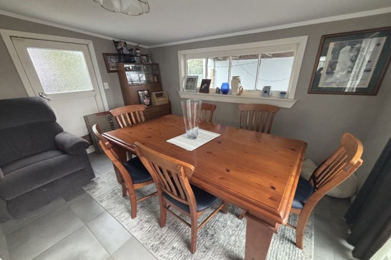 Photo of property in 5 Tamar Street, Rongotea, 4476