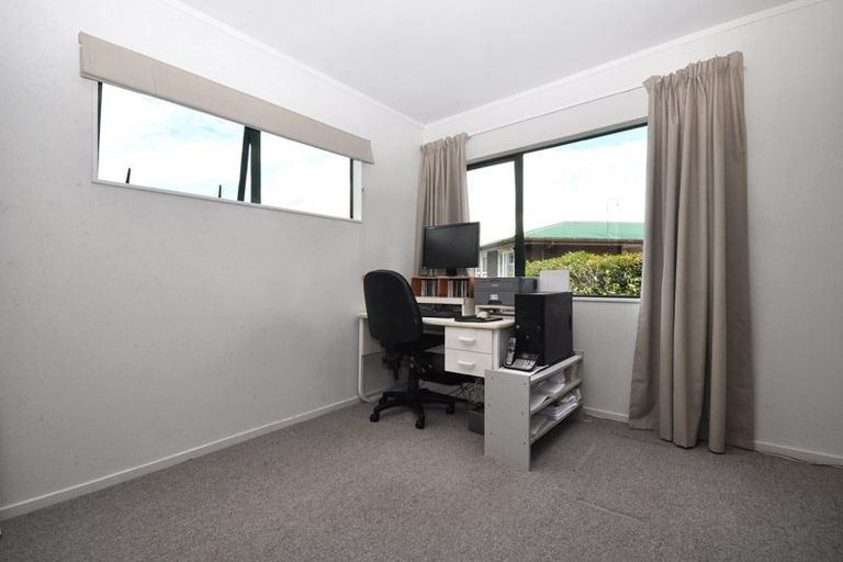 Photo of property in 45a Amberley Avenue, Te Atatu South, Auckland, 0610