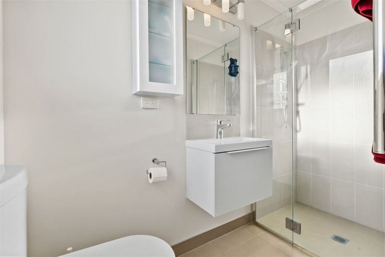 Photo of property in 50 Milano Boulevard, Karaka, Papakura, 2113