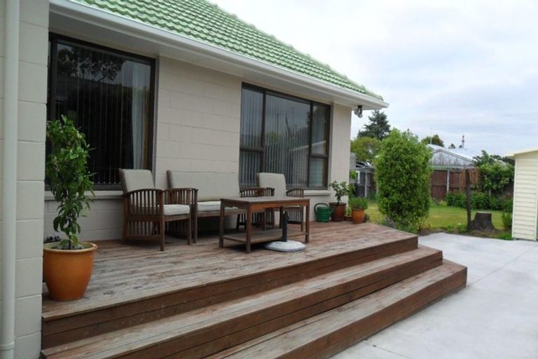 Photo of property in 52 Oriana Crescent, Hornby, Christchurch, 8042