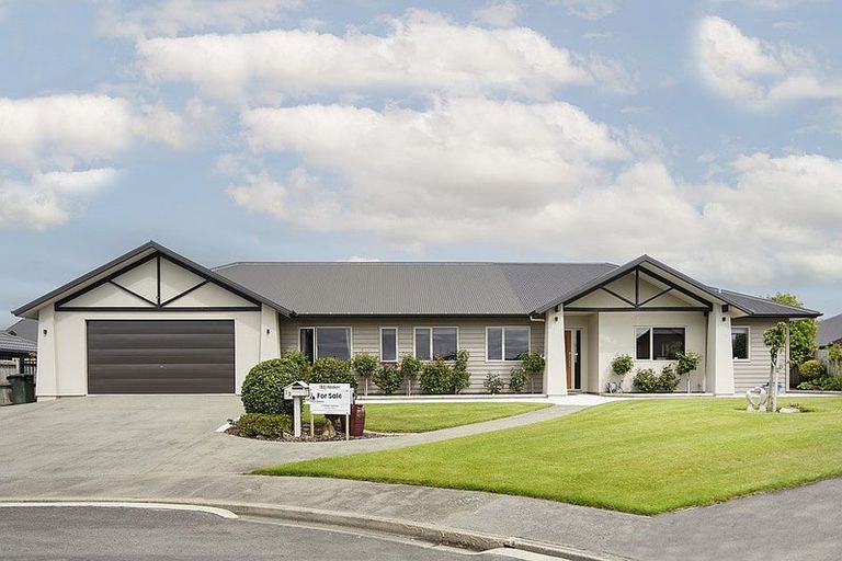 Photo of property in 12 North Ridge Drive, Oamaru North, Oamaru, 9400