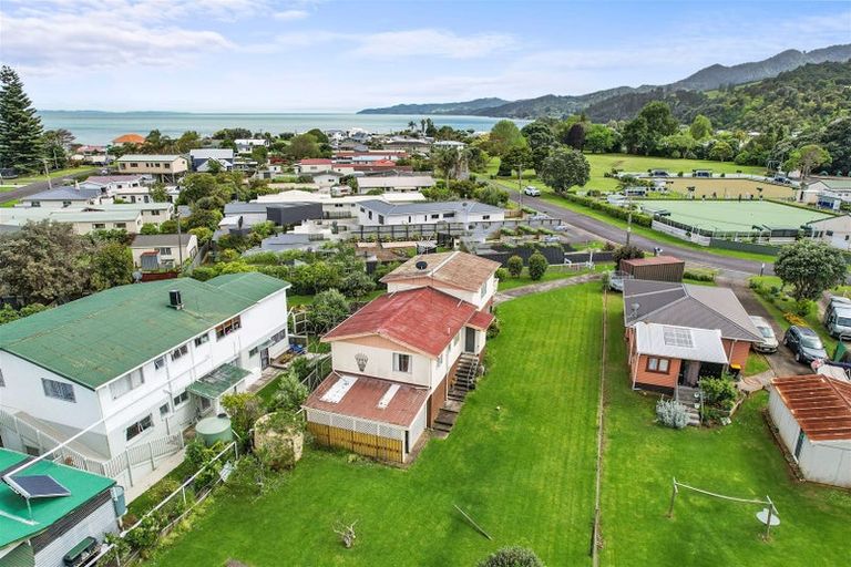 Photo of property in 17 West Crescent, Te Puru, Thames, 3575