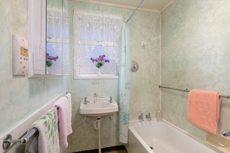 Photo of property in 4 Connolly Place, Huntly, 3700