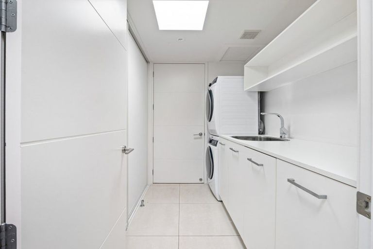 Photo of property in 5 Rockport Place, Parklands, Christchurch, 8083