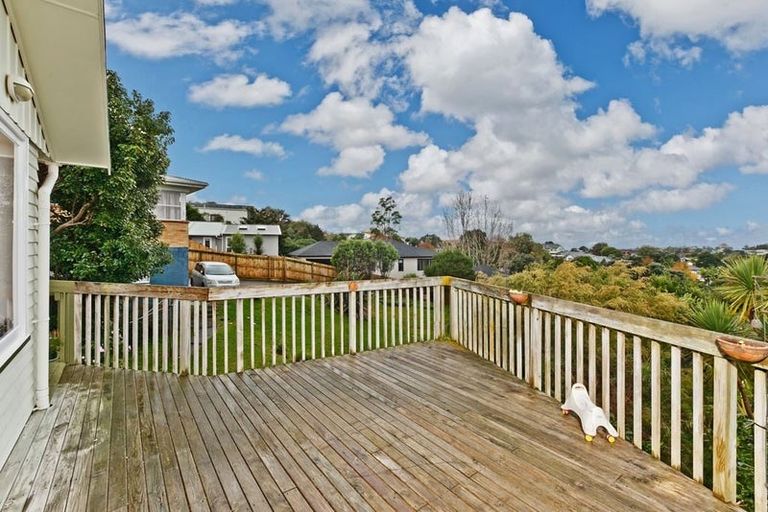 Photo of property in 142 Glamorgan Drive, Torbay, Auckland, 0630